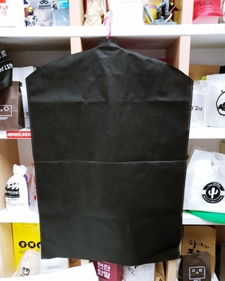 부직포 의류 커버 (블랙)슈트 자켓 드레스 코트 옷커버2가지 사이즈[50매/500매 단위]